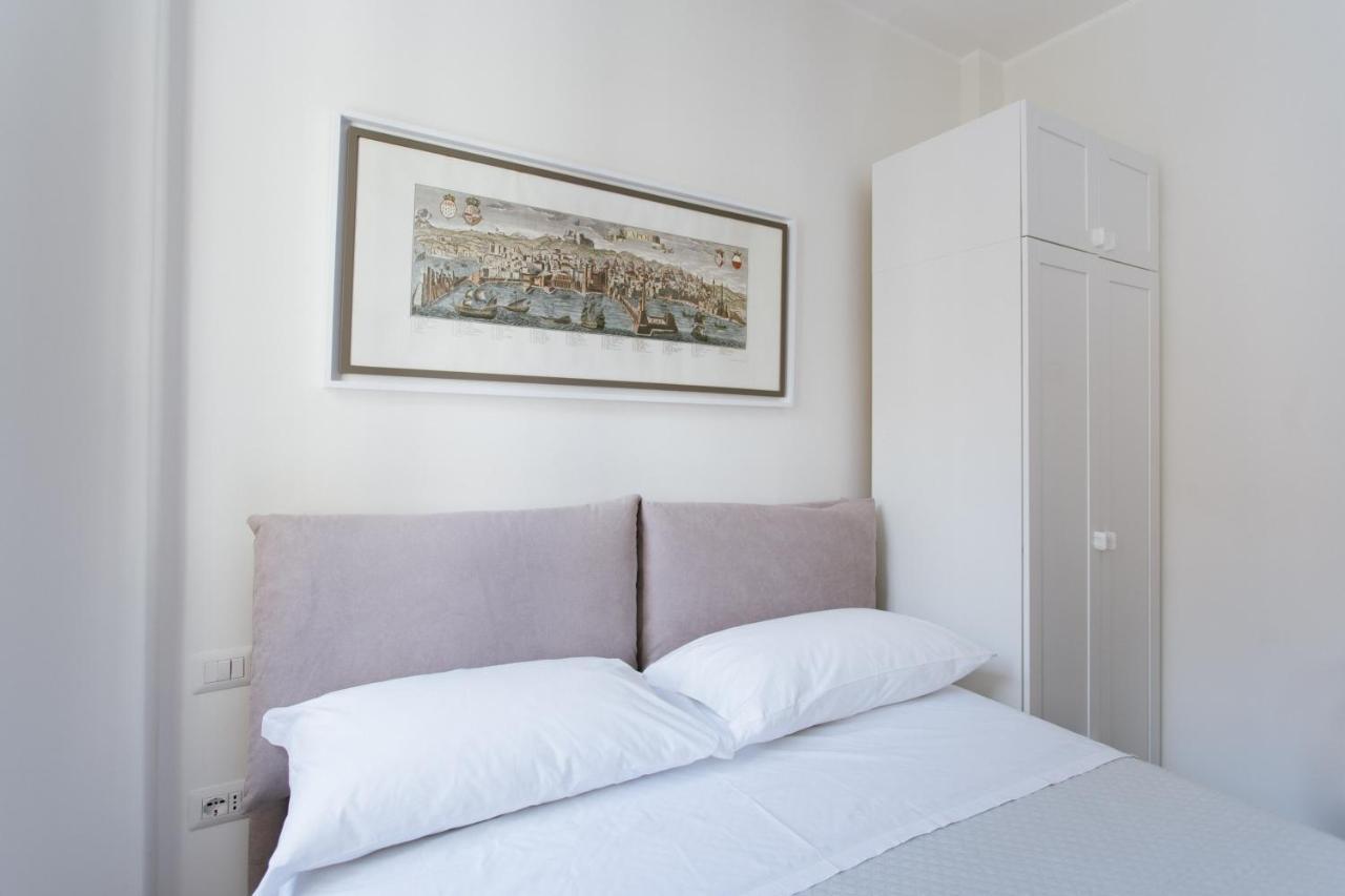 Al Centro Di Napoli Apartment ภายนอก รูปภาพ